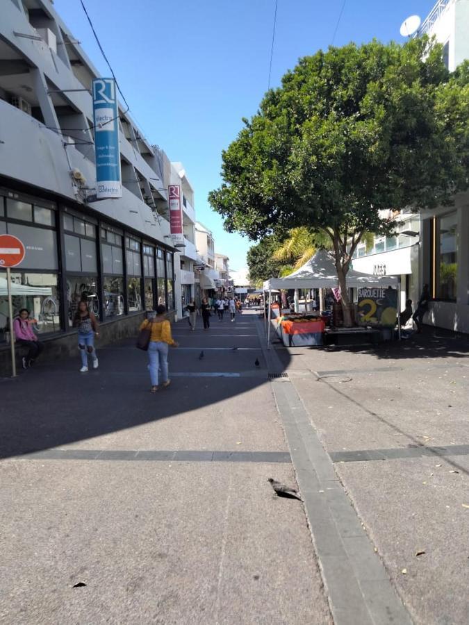 Superbe T3 En Plein Coeur Du Centre Ville Saint-Denis Eksteriør billede